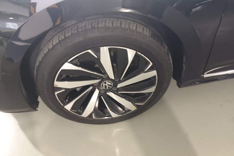 Used Volkswagen Passat 2022 330TSI Starry Elite Edition Left Front Wheel Hub