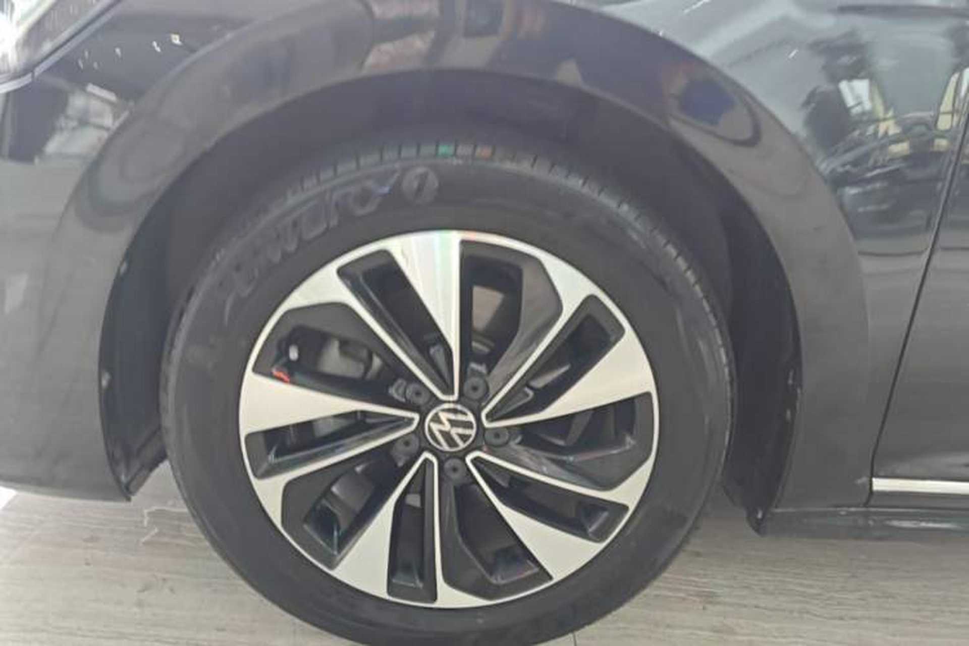 Used Volkswagen Passat 2022 330TSI Starry Elite Edition Custom Version Left Front Wheel Hub