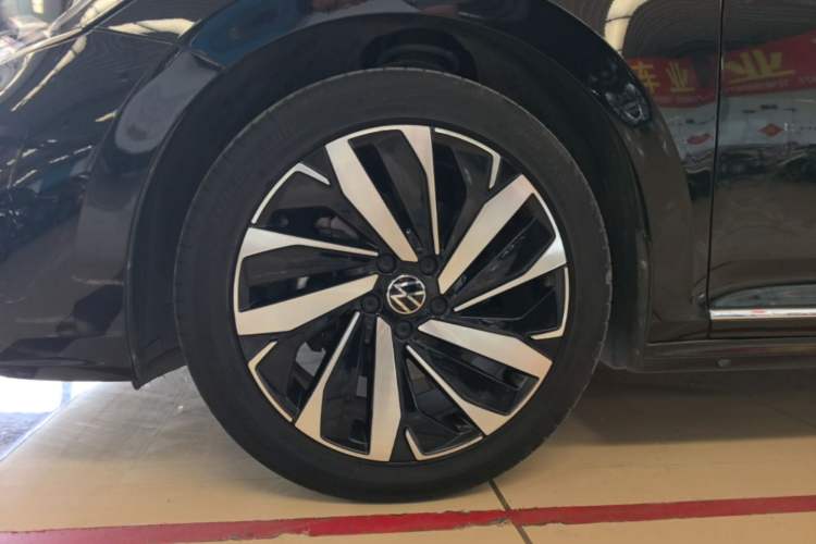 Used Volkswagen Passat 2022 330TSI Starry Elite Edition Left Front Wheel Hub