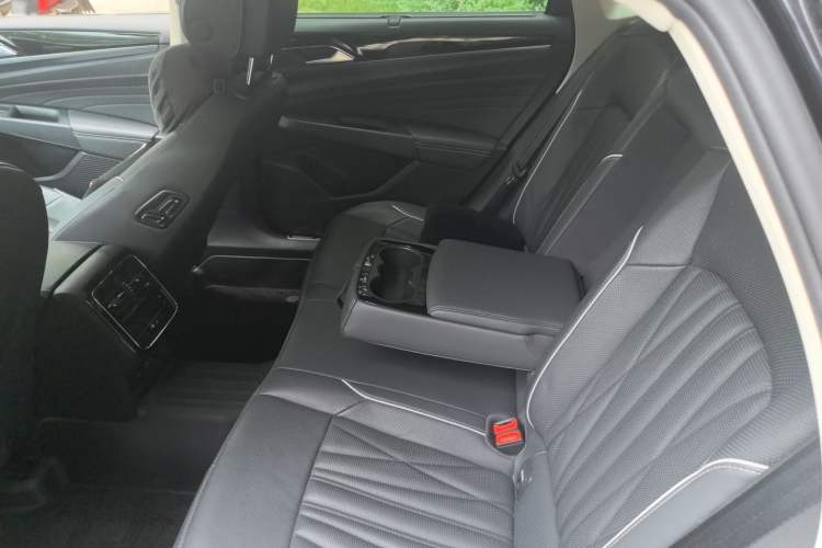 Used Volkswagen Passat 2022 330TSI Starry Luxury Edition Left Rear Seat
