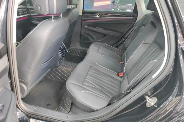 Used Volkswagen Passat 2022 330TSI Luxury Edition Left Rear Seat