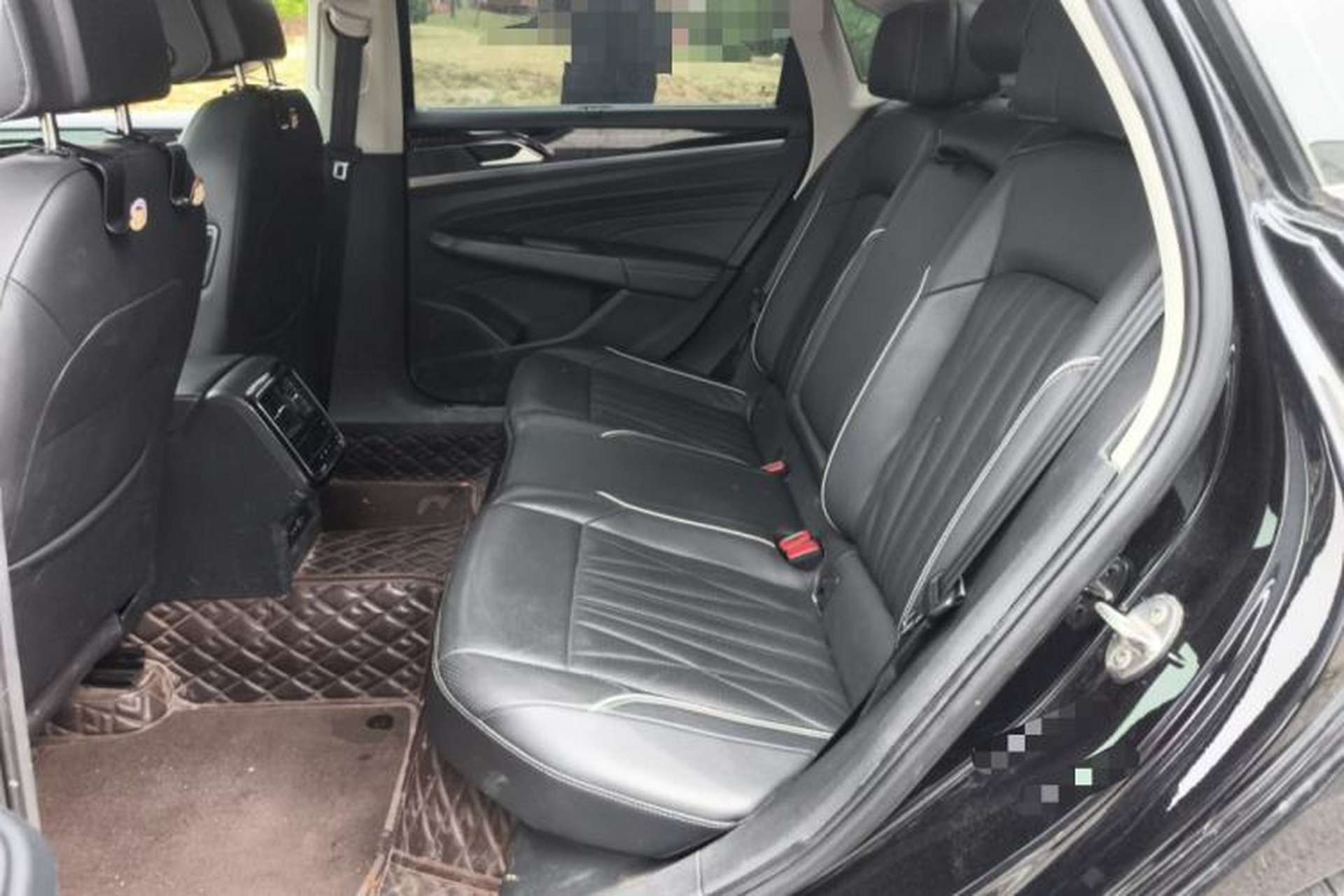 Used Volkswagen Passat 2022 330TSI Starry Luxury Edition Left Rear Seat