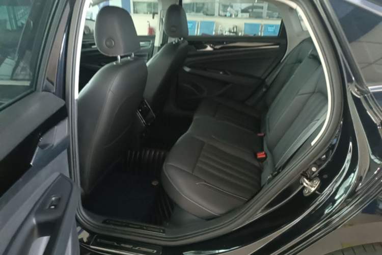 Used Volkswagen Passat 2022 280TSI Business Edition Left Rear Seat