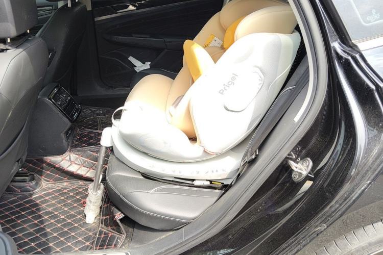 Used Volkswagen Passat 2022 330TSI Luxury Edition Left Rear Seat