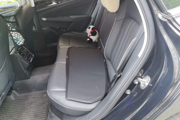 Used Volkswagen Passat 2022 330TSI Starry Luxury Edition Left Rear Seat