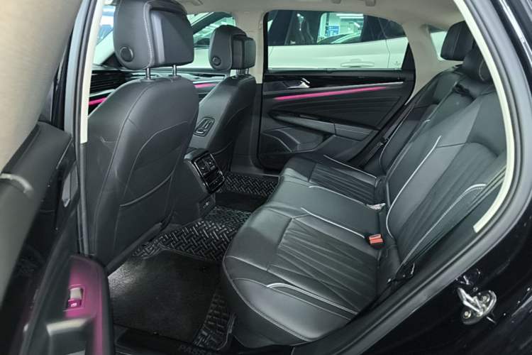 Used Volkswagen Passat 2022 330TSI Luxury Edition Left Rear Seat