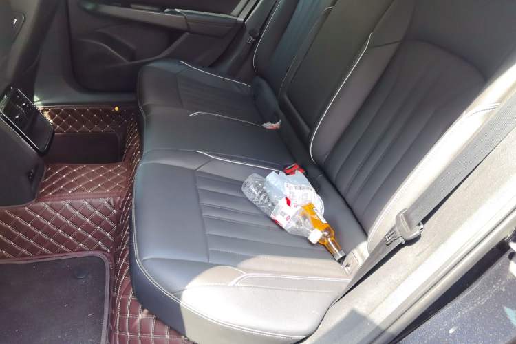 Used Volkswagen Passat 2022 330TSI Starry Elite Edition Left Rear Seat