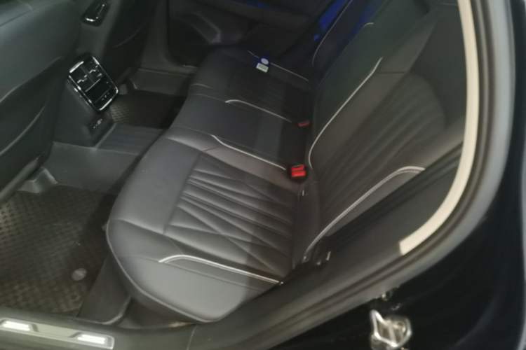 Used Volkswagen Passat 2022 330TSI Starry Luxury Edition Left Rear Seat
