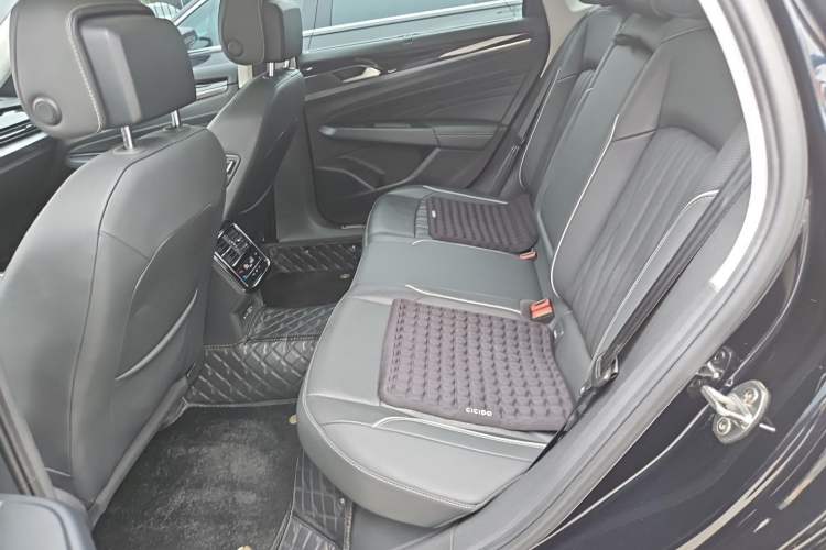 Used Volkswagen Passat 2022 330TSI Starry Luxury Edition Left Rear Seat