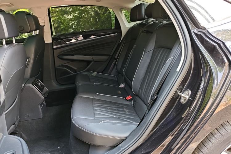 Used Volkswagen Passat 2022 330TSI Starry Luxury Edition Left Rear Seat
