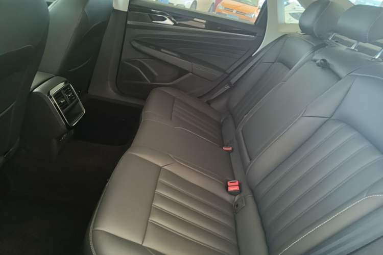 Used Volkswagen Passat 2022 280TSI Business Edition Left Rear Seat