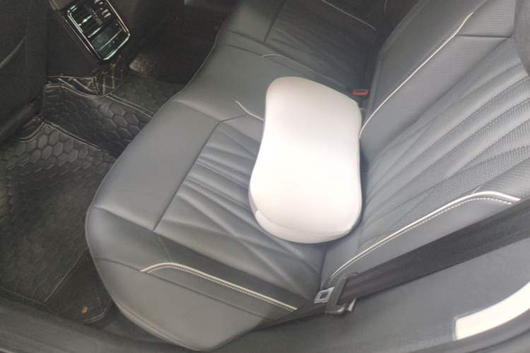Used Volkswagen Passat 2022 330TSI Starry Luxury Edition Left Rear Seat
