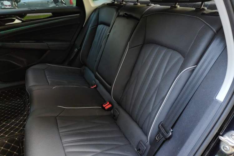 Used Volkswagen Passat 2022 330TSI Starry Luxury Edition Left Rear Seat