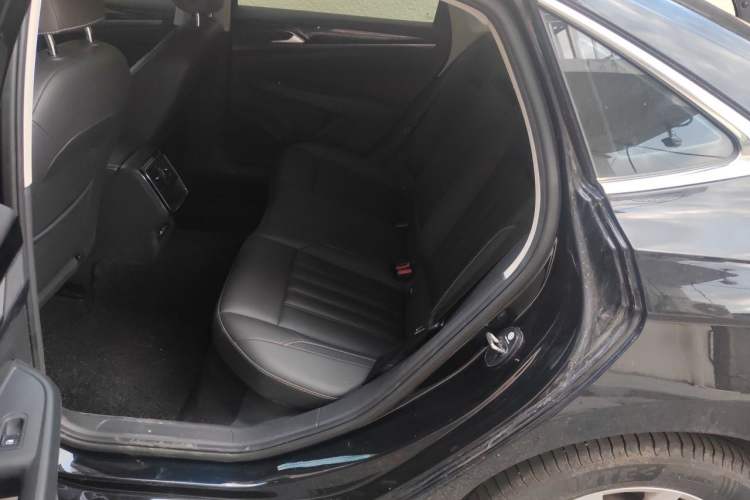 Used Volkswagen Passat 2022 280TSI Business Edition Left Rear Seat