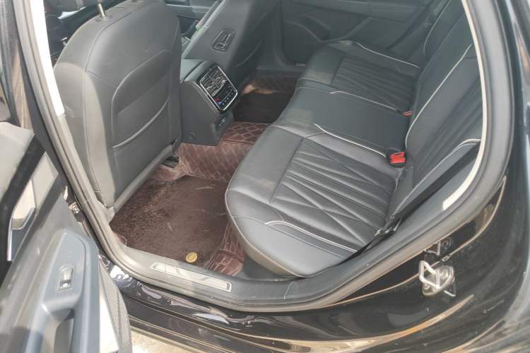Used Volkswagen Passat 2022 330TSI Starry Luxury Edition Left Rear Seat