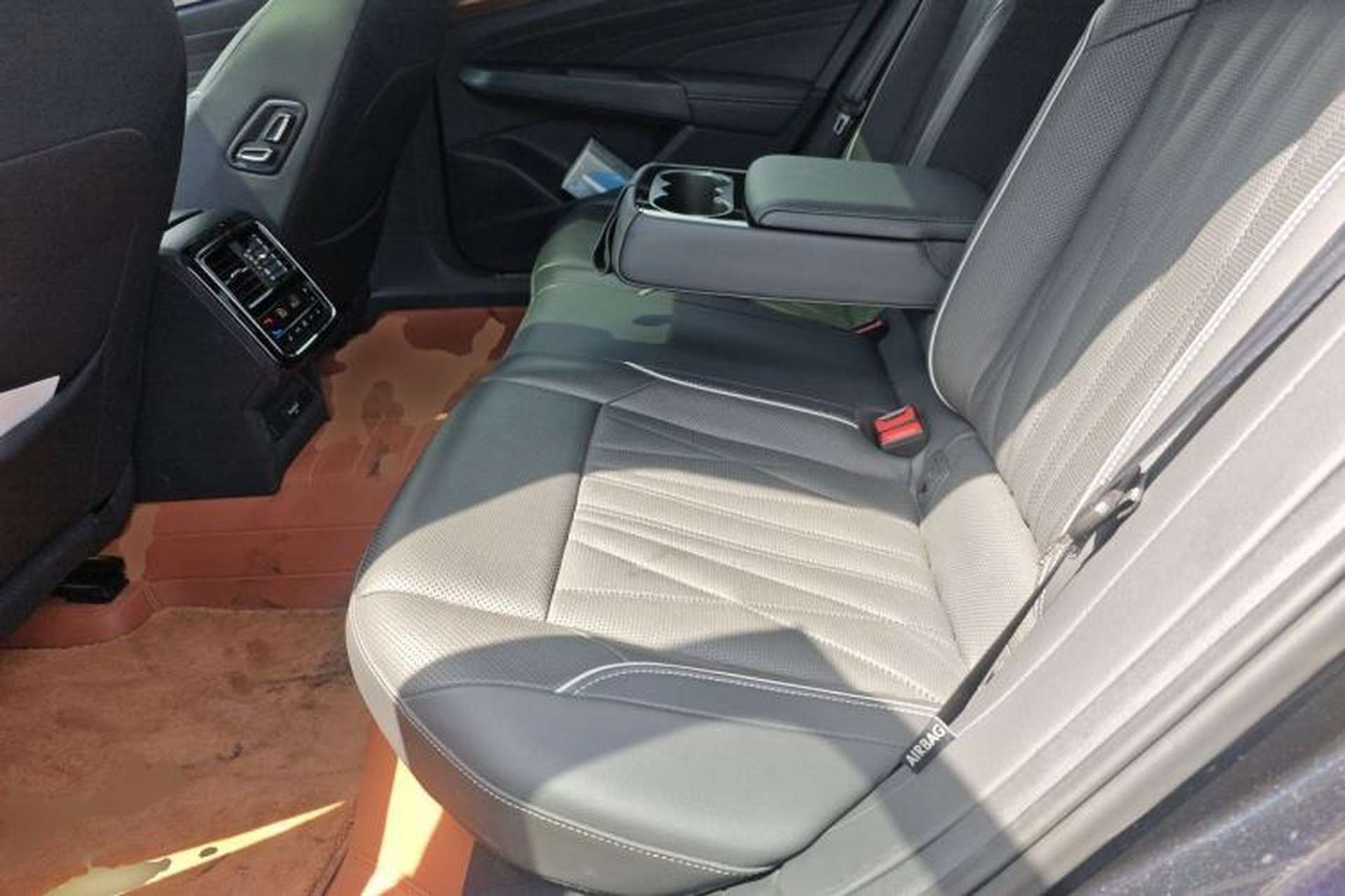 Used Volkswagen Passat 2022 380TSI Flagship Edition Left Rear Seat