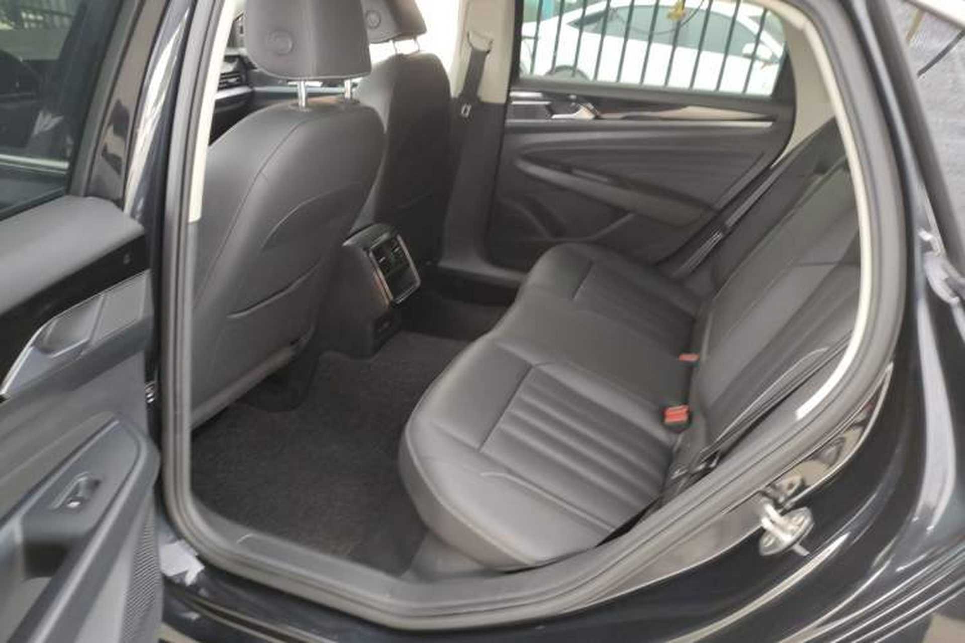 Used Volkswagen Passat 2022 280TSI Business Edition Left Rear Seat