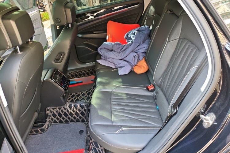 Used Volkswagen Passat 2022 330TSI Starry Luxury Edition Left Rear Seat
