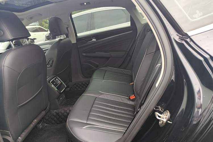Used Volkswagen Passat 2022 330TSI Elite Edition Custom Version Left Rear Seat