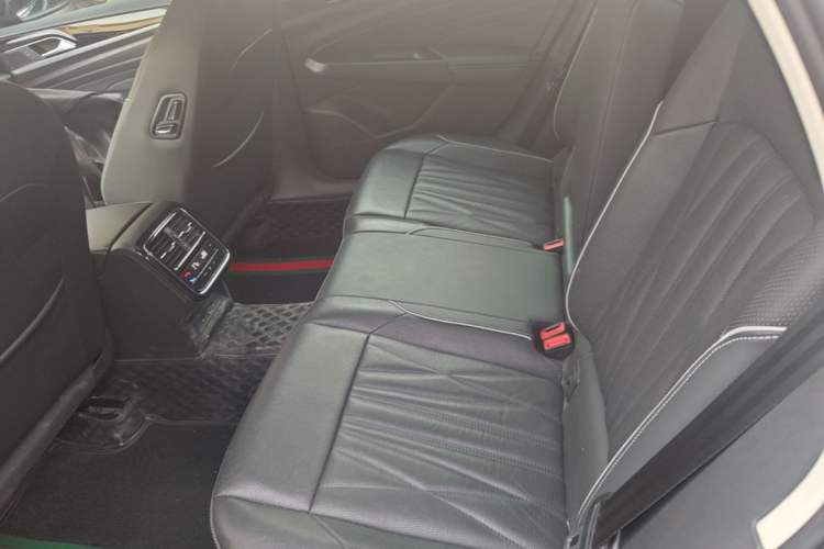 Used Volkswagen Passat 2022 330TSI Luxury Edition Left Rear Seat