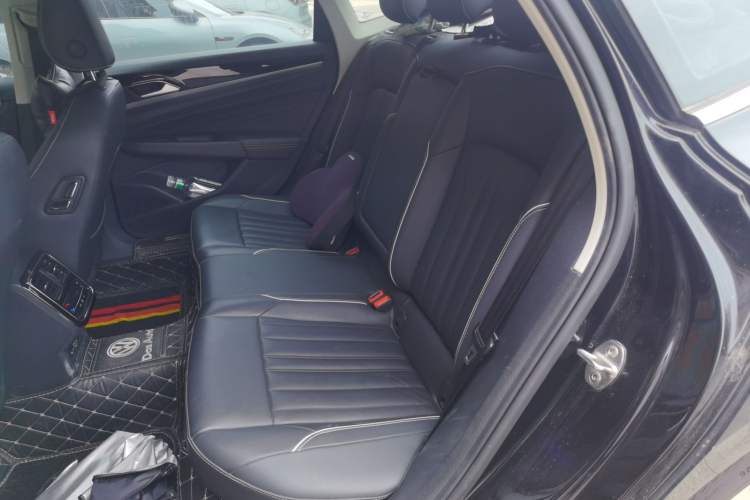 Used Volkswagen Passat 2022 330TSI Starry Elite Edition Left Rear Seat