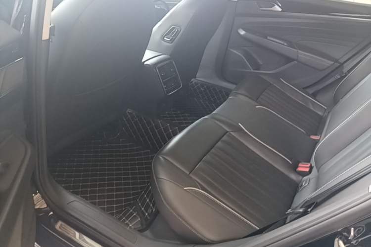Used Volkswagen Passat 2022 330TSI Starry Elite Edition Custom Version Left Rear Seat