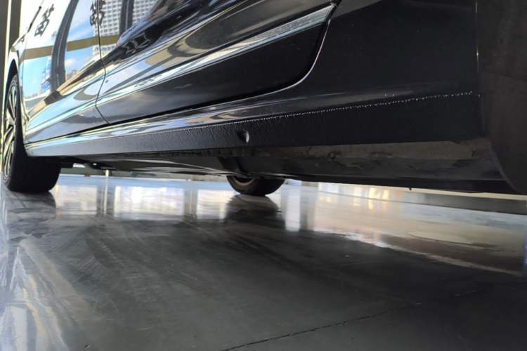 Used Volkswagen Passat 2022 330TSI Starry Elite Edition Left Side Sill