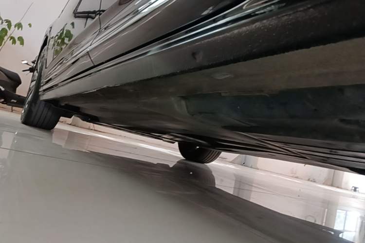 Used Volkswagen Passat 2022 330TSI Elite Edition Left Side Sill