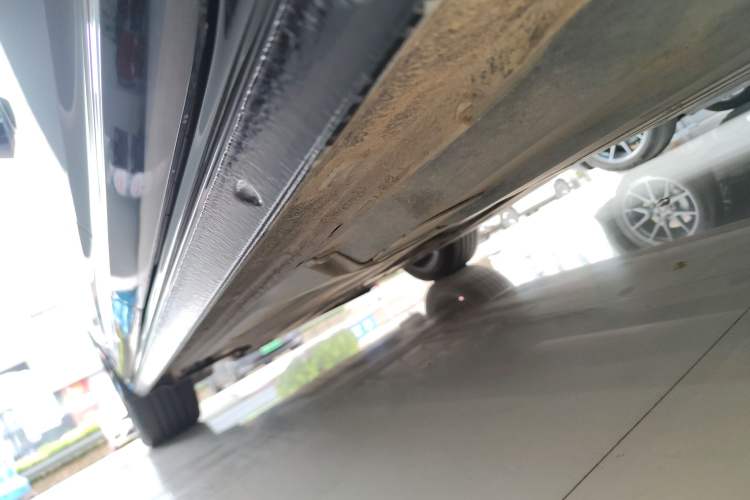 Used Volkswagen Passat 2022 330TSI Luxury Edition Left Side Sill