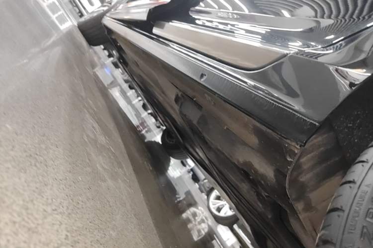 Used Volkswagen Passat 2022 330TSI Starry Luxury Edition Left Side Sill