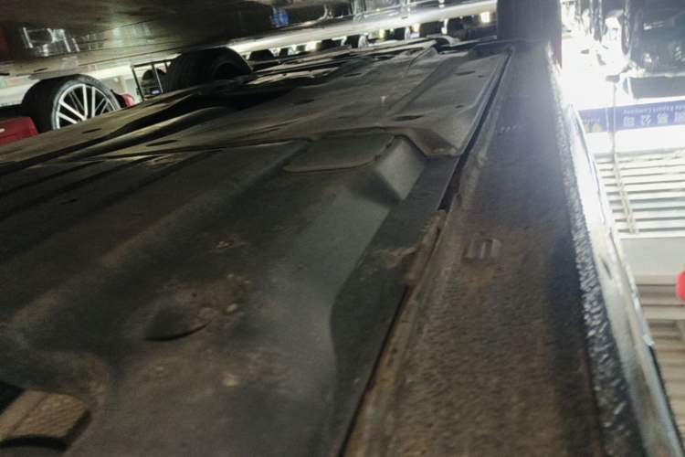 Used Volkswagen Passat 2022 330TSI Starry Luxury Edition Left Side Sill
