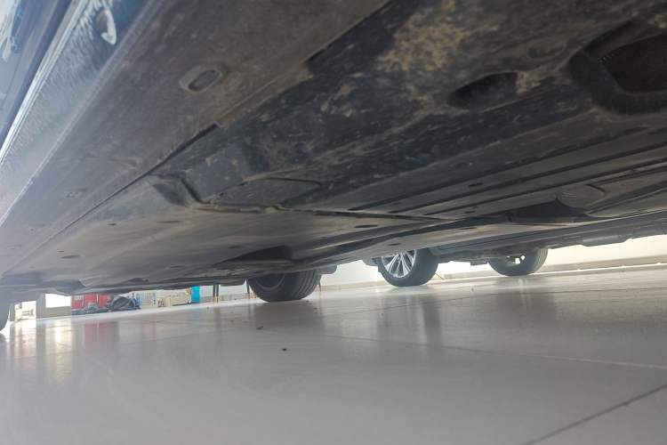 Used Volkswagen Passat 2022 330TSI Luxury Edition Left Side Sill