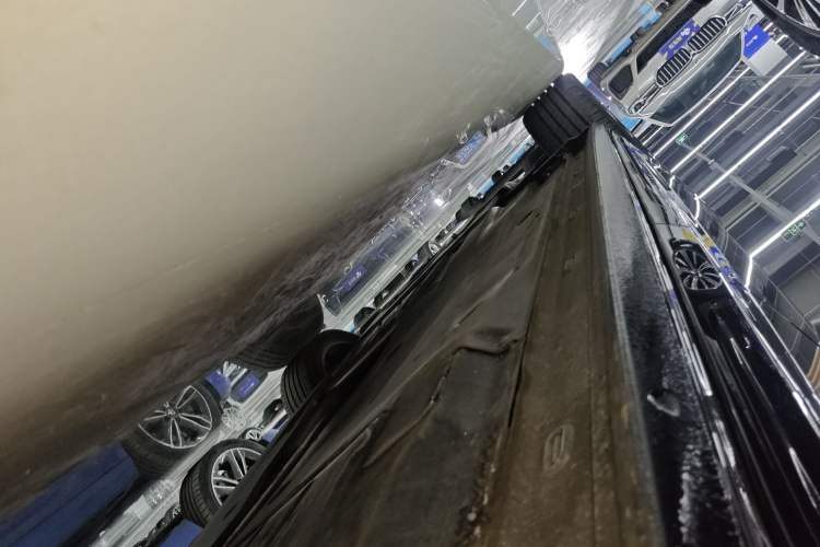 Used Volkswagen Passat 2022 330TSI Starry Luxury Edition Left Side Sill