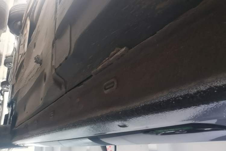 Used Volkswagen Passat 2022 330TSI Elite Edition Custom Version Left Side Sill