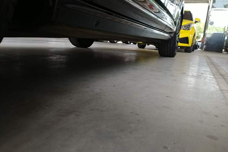 Used Volkswagen Passat 2022 330TSI Elite Edition Left Side Sill