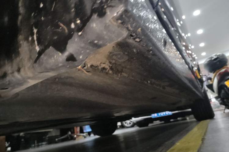 Used Volkswagen Passat 2022 330TSI Elite Edition Left Side Sill