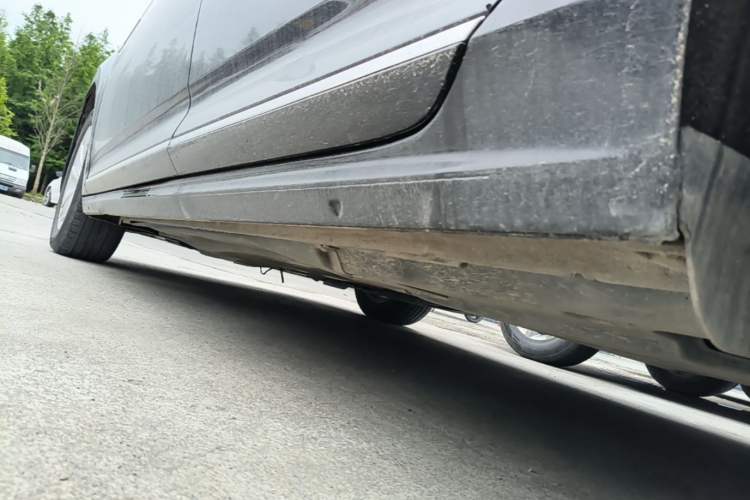 Used Volkswagen Passat 2022 280TSI Business Edition Left Side Sill