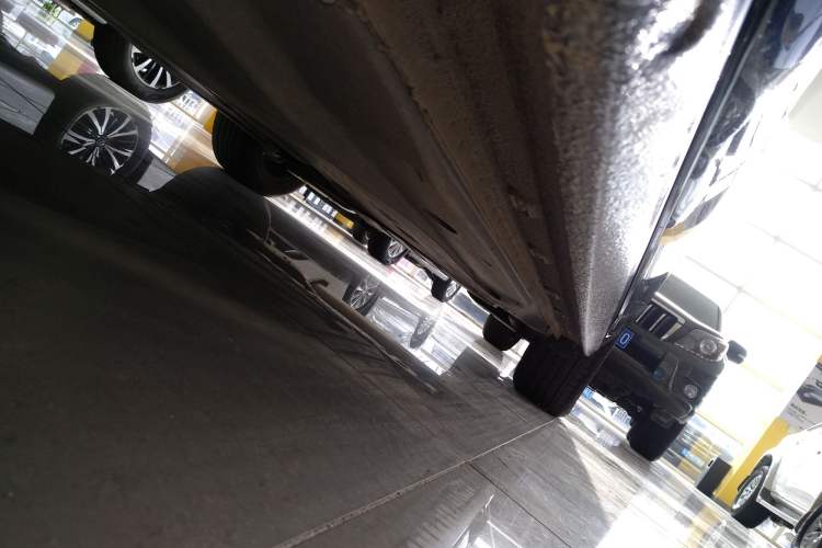 Used Volkswagen Passat 2022 330TSI Elite Edition Custom Version Left Side Sill