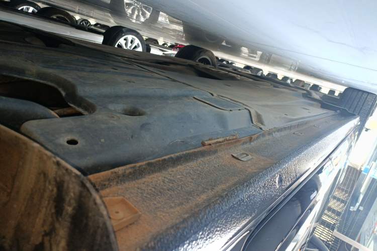 Used Volkswagen Passat 2022 330TSI Elite Edition Left Side Sill