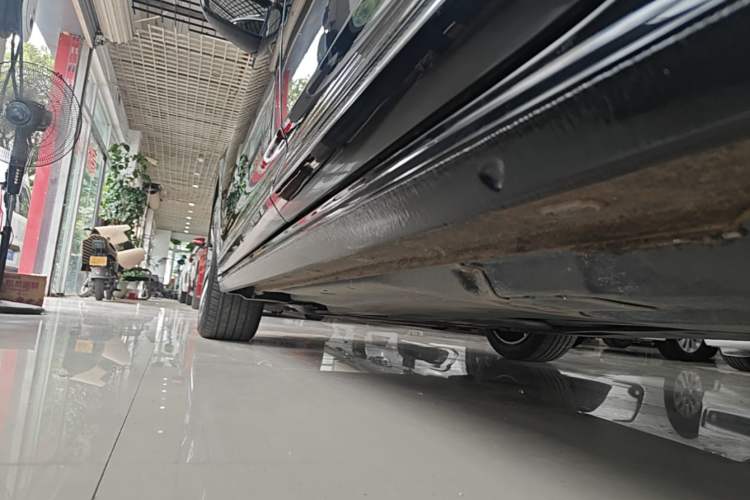 Used Volkswagen Passat 2022 330TSI Elite Edition Left Side Sill