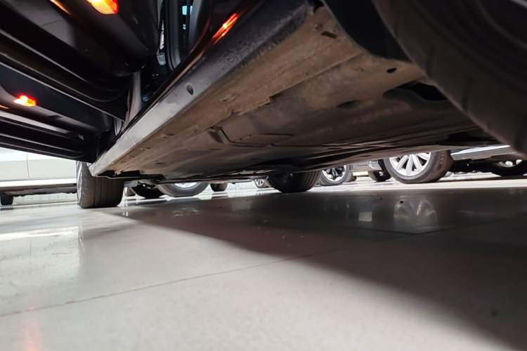 Used Volkswagen Passat 2022 330TSI Elite Edition Left Side Sill