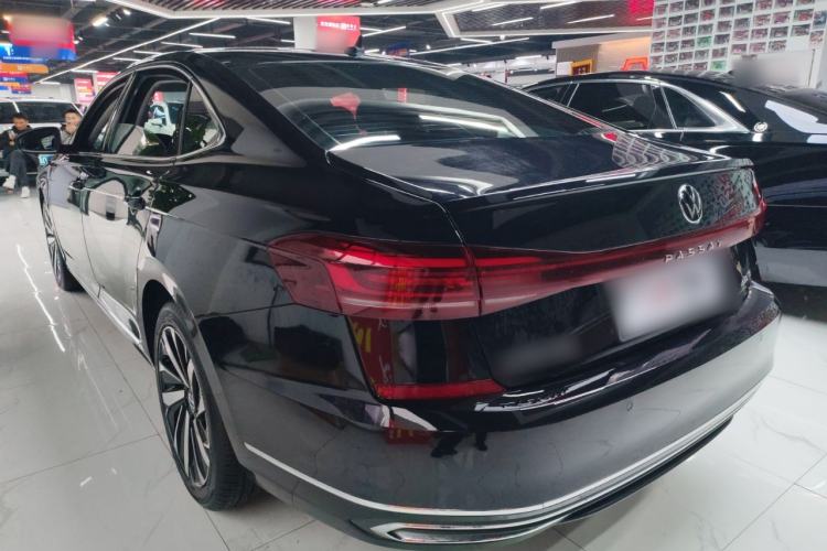 Used Volkswagen Passat 2022 330TSI Starry Elite Edition Left Side