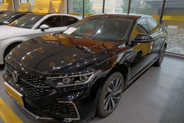 Used Volkswagen Passat 2022 330TSI Starry Luxury Edition
