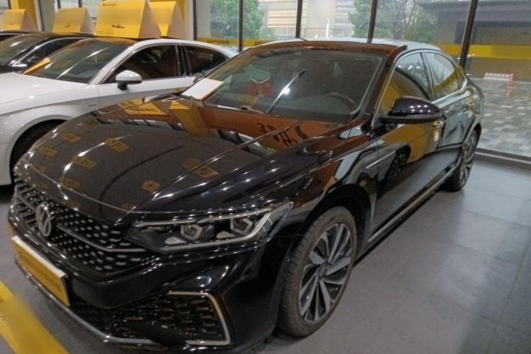 Used Volkswagen Passat 2022 330TSI Starry Luxury Edition Guazi used car, China used car export, Used car for sale, Used  cars, Cheapest cars for sale