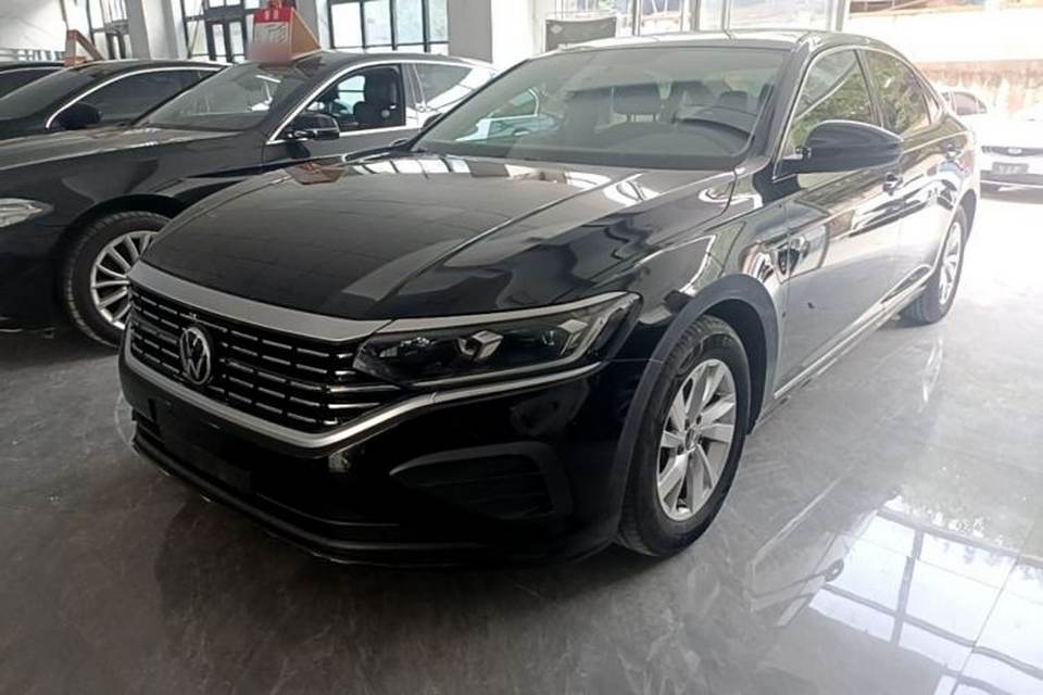 Volkswagen Passat 2022
