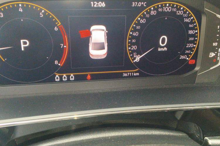 Used Volkswagen Passat 2022 330TSI Starry Elite Edition Odometer Close Up