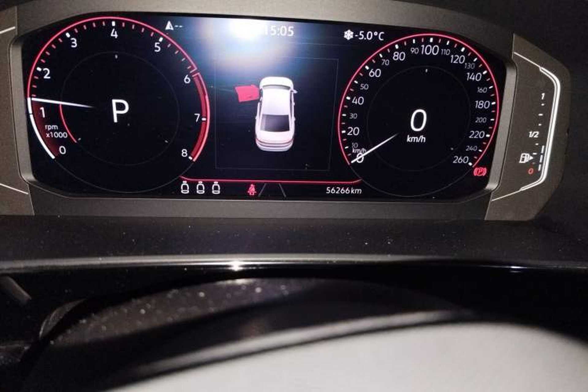 Used Volkswagen Passat 2022 330TSI Luxury Edition Odometer Close Up