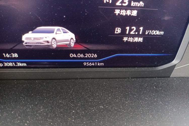 Used Volkswagen Passat 2022 380TSI Flagship Edition Odometer Close Up