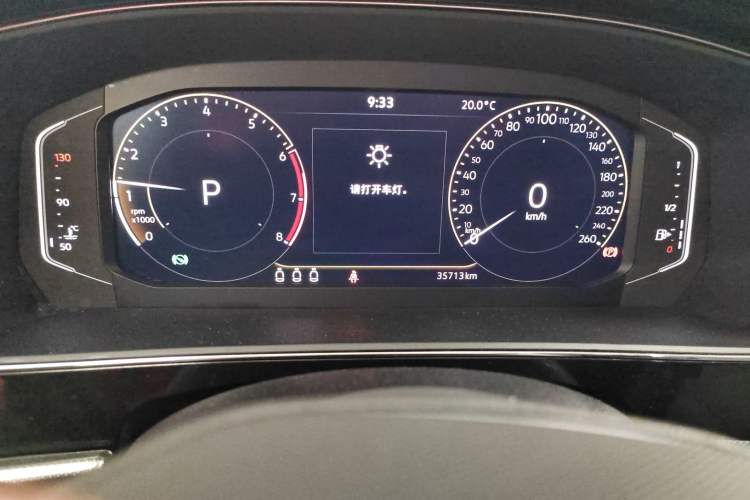 Used Volkswagen Passat 2022 330TSI Elite Edition Odometer Close Up