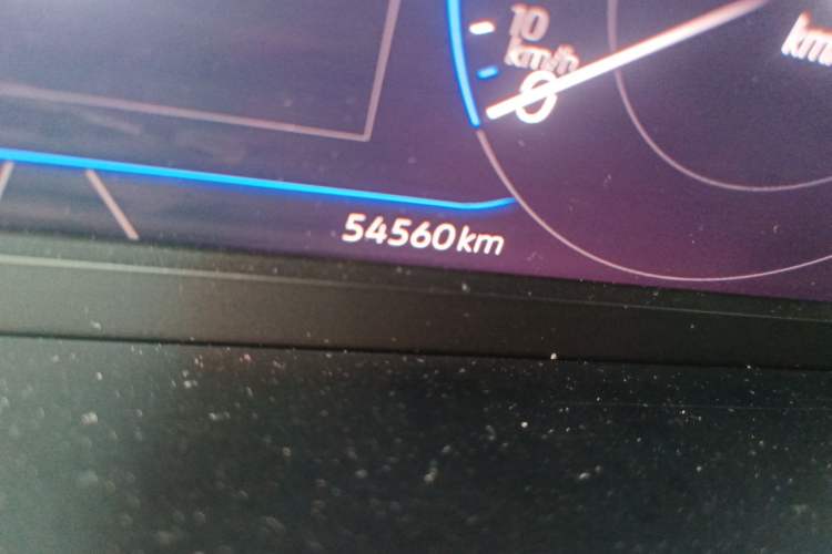 Used Volkswagen Passat 2022 330TSI Starry Luxury Edition Odometer Close Up